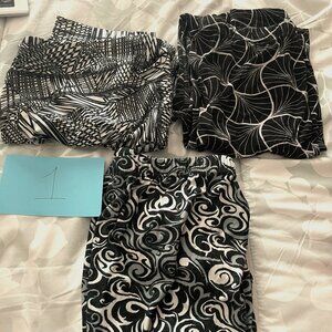 black pattern leggins